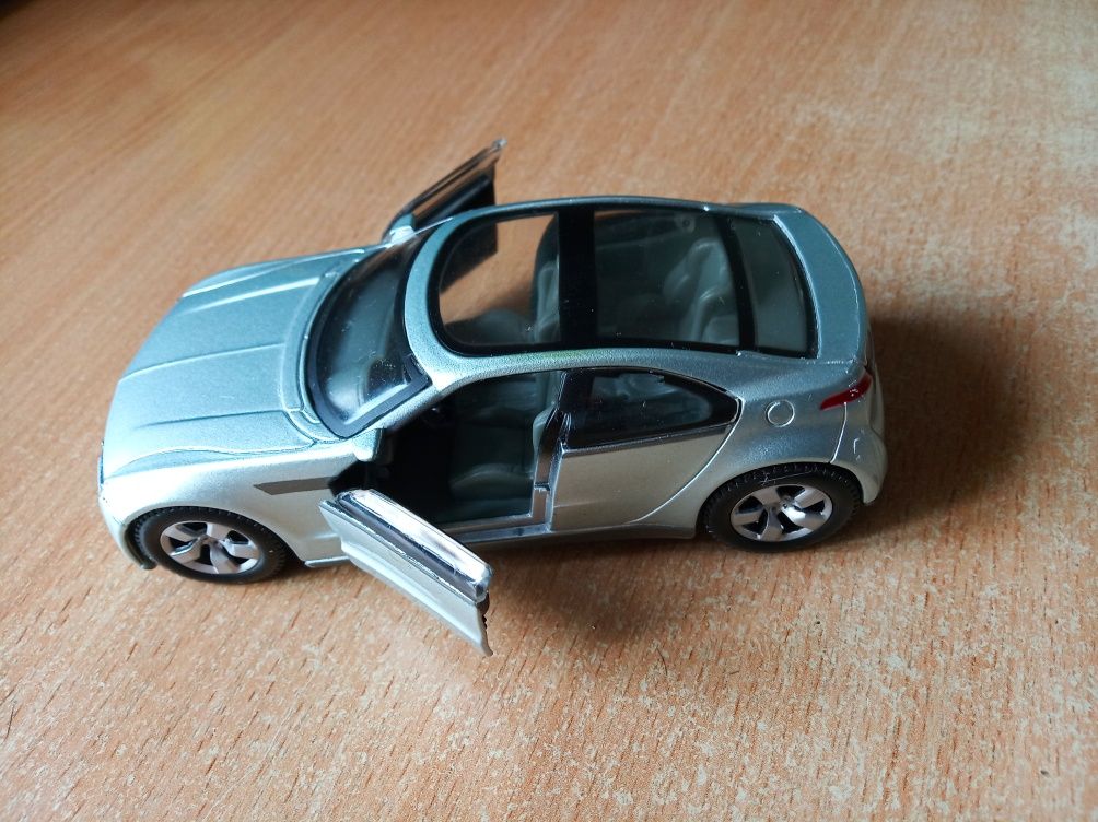2007 Chevrolet Volt Concept 1:32