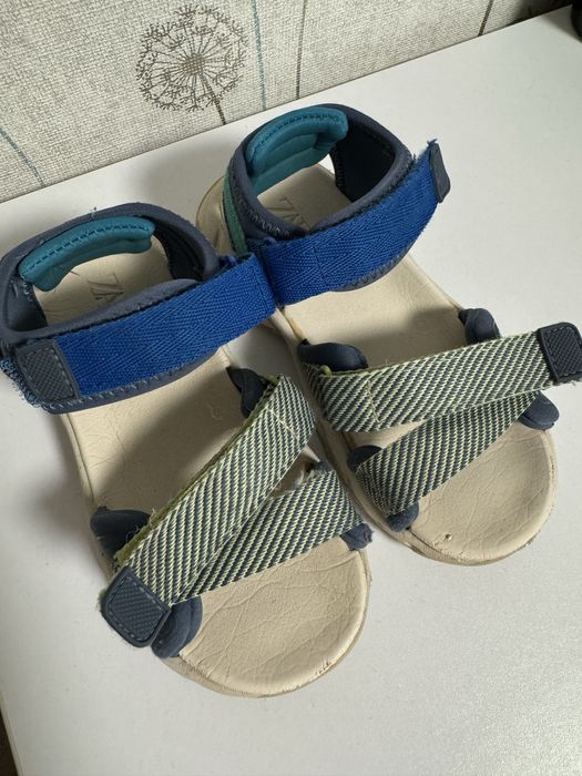 Босоножки zara