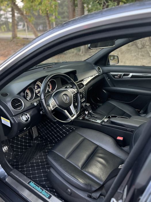 Mercedes Benz c350 sport, 137000km 3.5l benzyn
