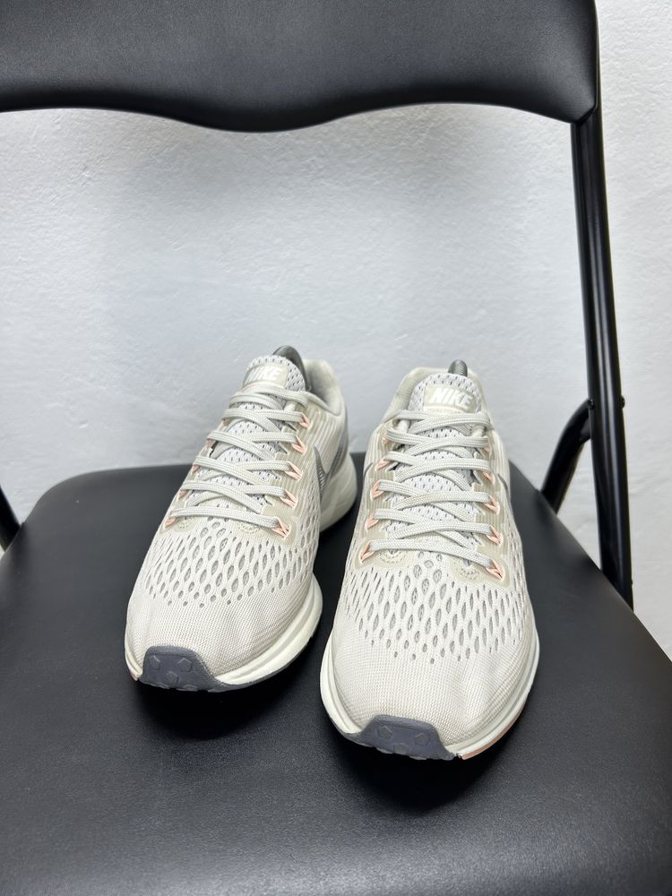 Nike Pegasus 34 жіночі кросвки 38 розміру