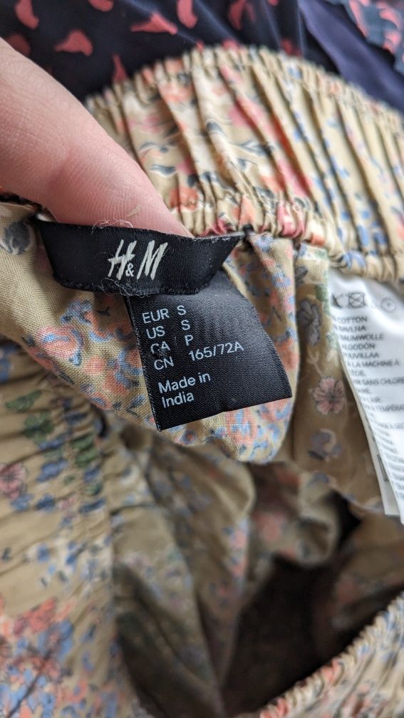 Spódniczka h&m rozmiar 36/38 kolor beżowy w kwiaty do wyprasowania