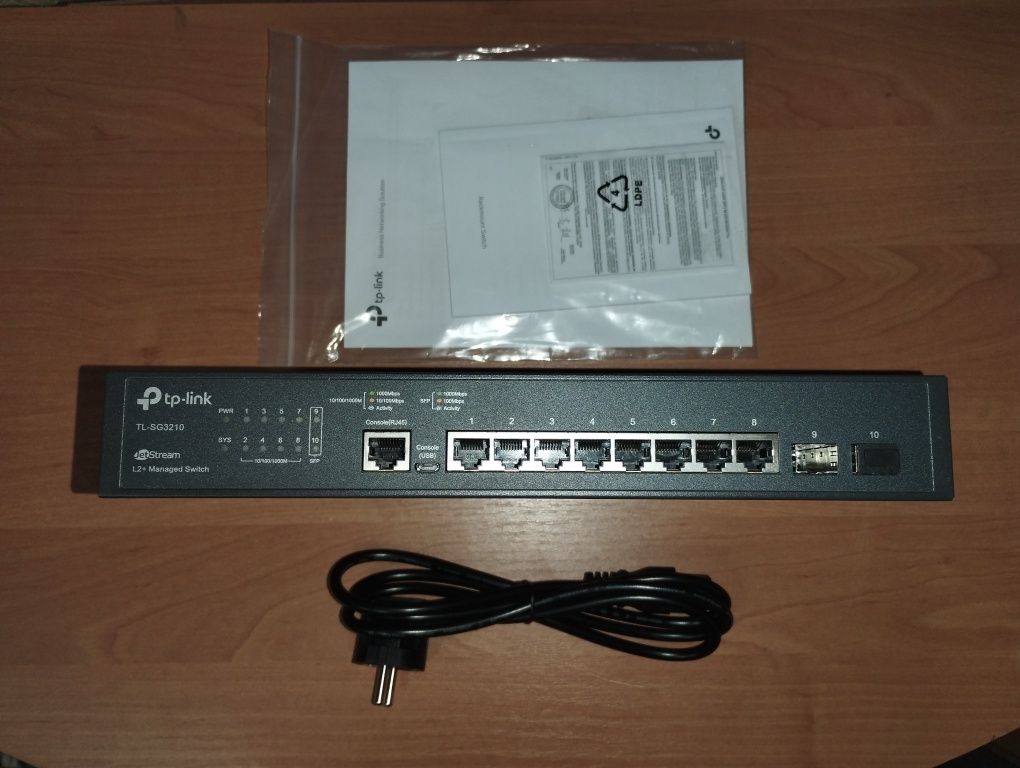 Комутатор керований рівня 2 TP-Link TL-SG3210
