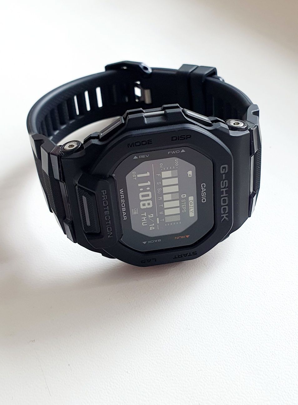 Умные CASIO G-SHOCK  Bluetooth