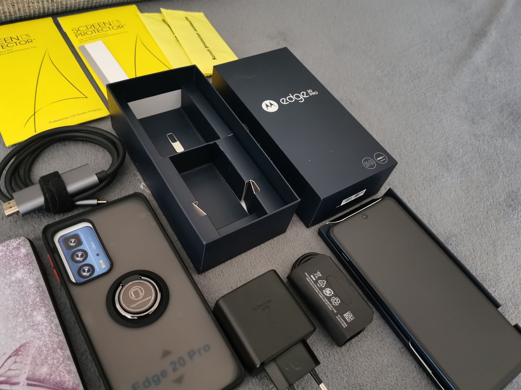 Motorola Edge 20 Pro 5G  12+3/256 GB stan bdb