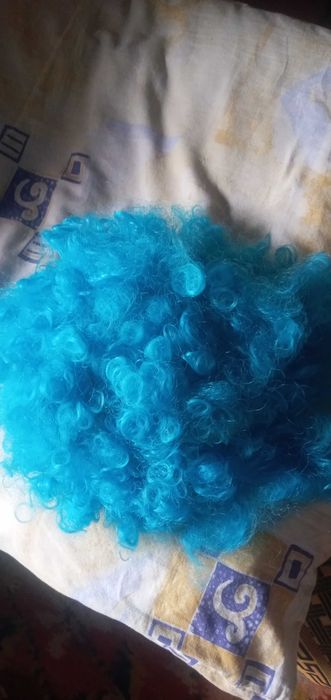 Парики разные искусственные  карнавальные
