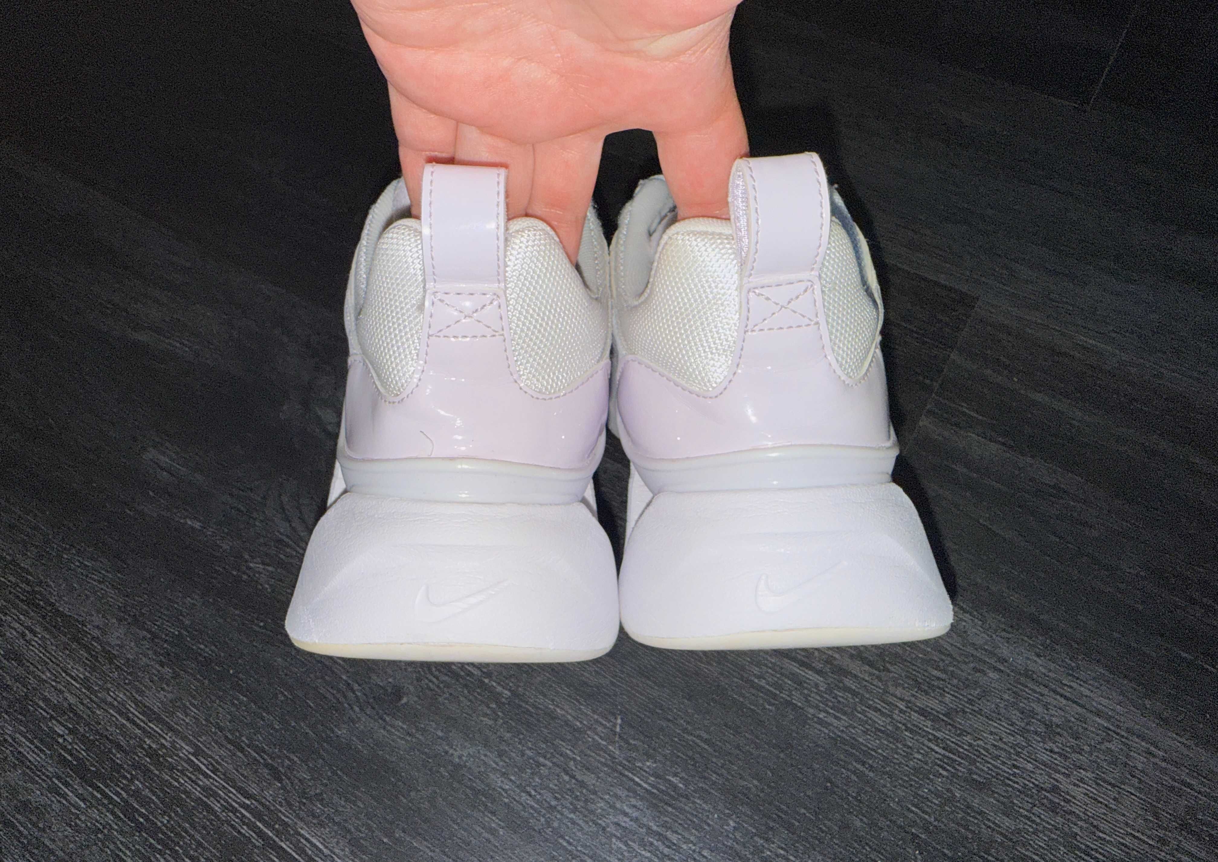Кросівки Nike RYZ 365, оригінал, р-р 40, устілка 26 см