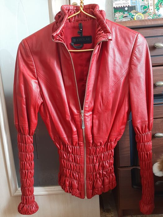 Куртка жіноча. Нова.