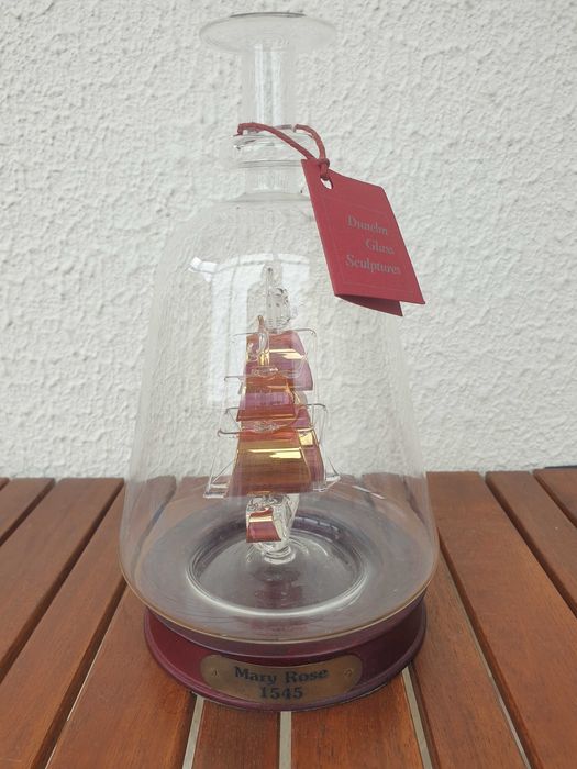 Peça decorativa em vidro "DUNELM GLASS SCULPTURES"