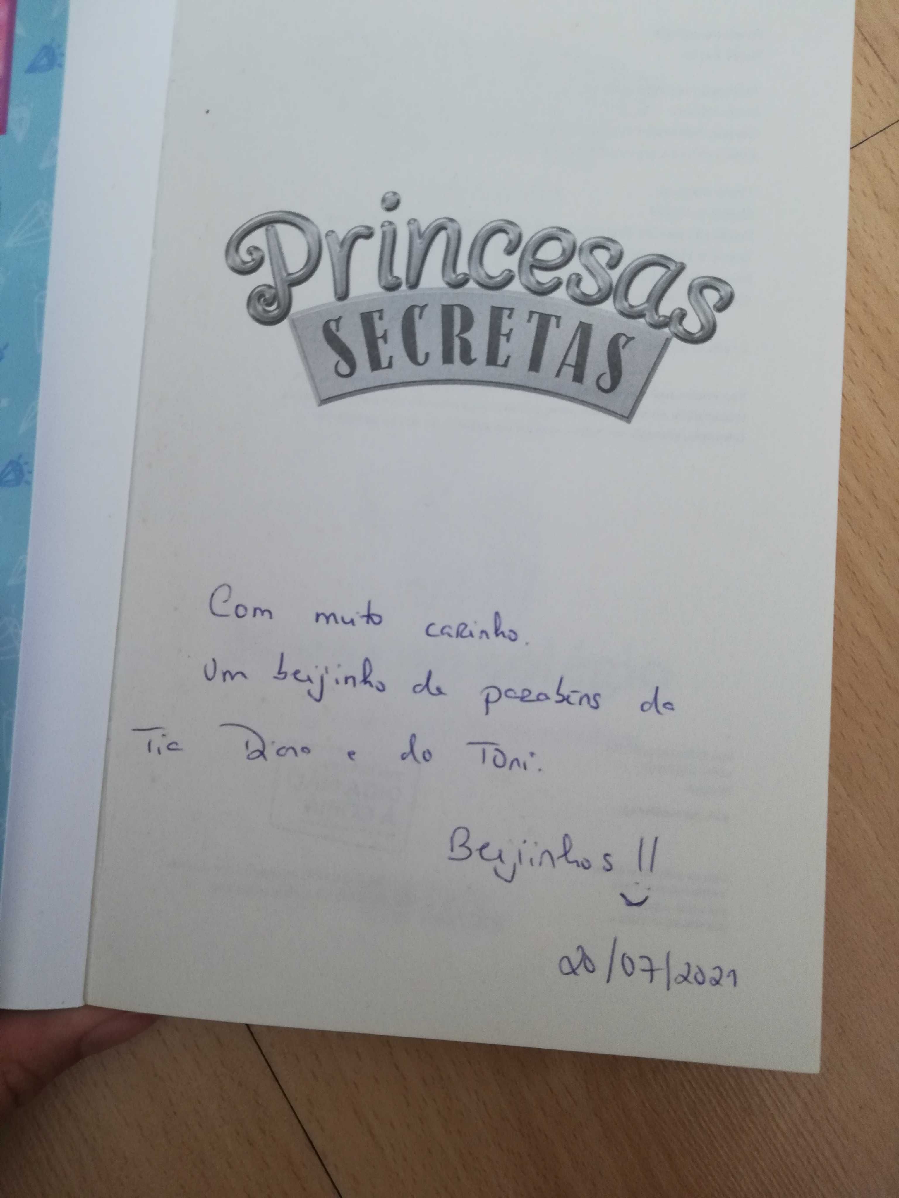 Livro-noite no colégio