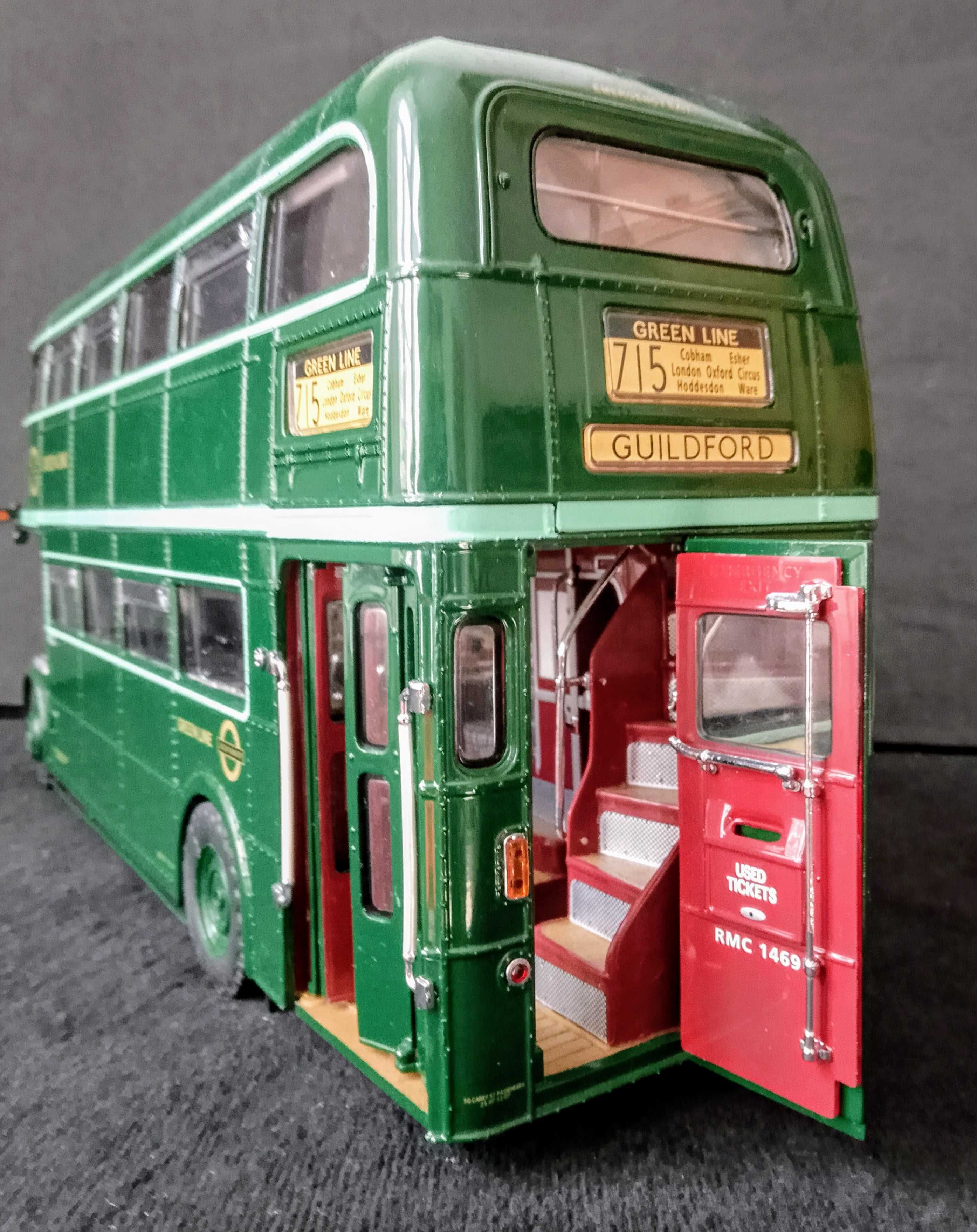Autocarro "Green Line London Transport" Routemaster