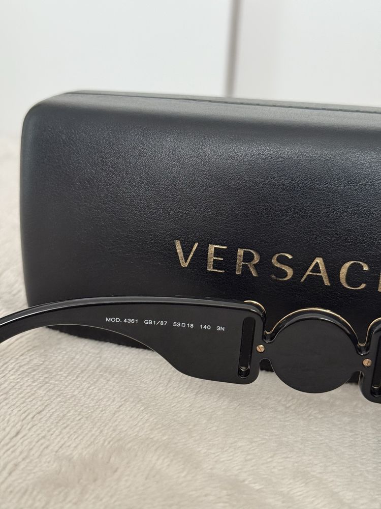 Óculos Versace (como novos)