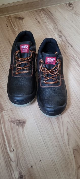 Nowe buty robocze r. 42
