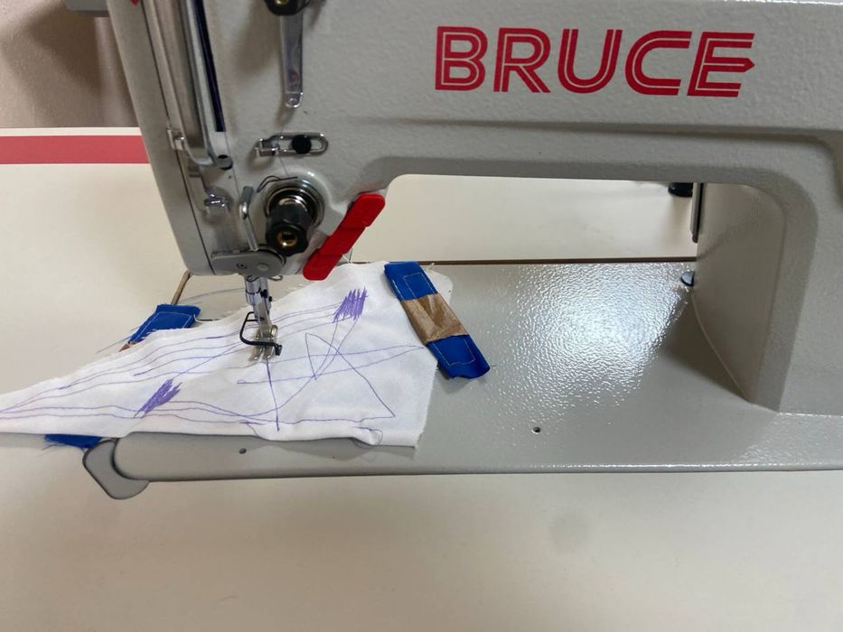 Стол закройный, Оверлок,Нож раскройный,Машинка Прямострочка