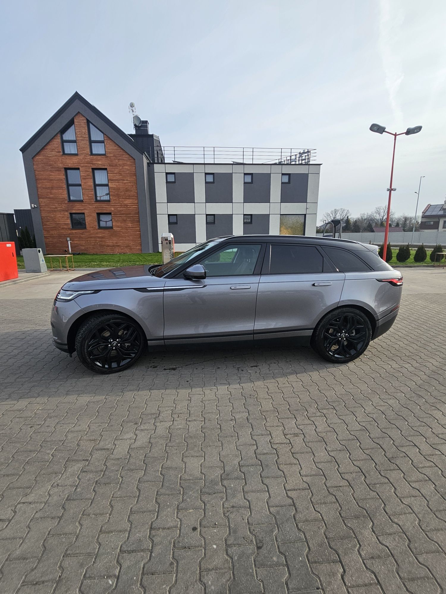 Odstąpię leasing Range Rover Velar