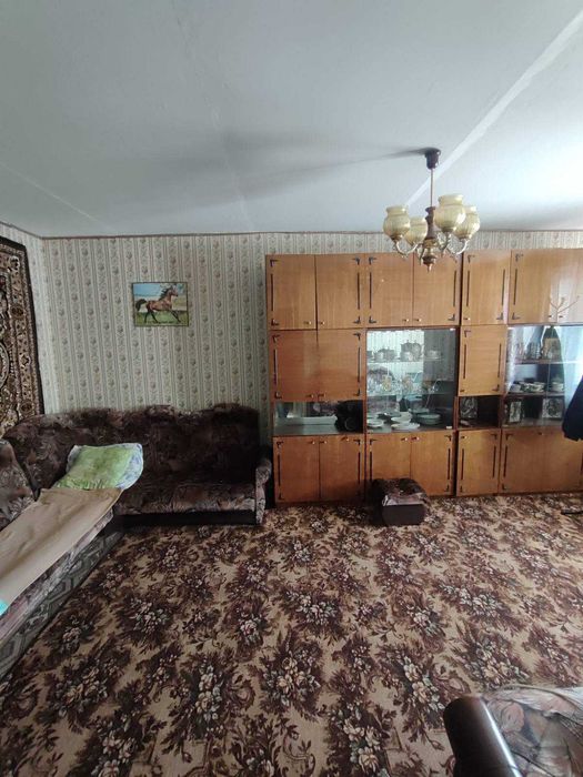 Селещина, 4-х кімнатна в центрі