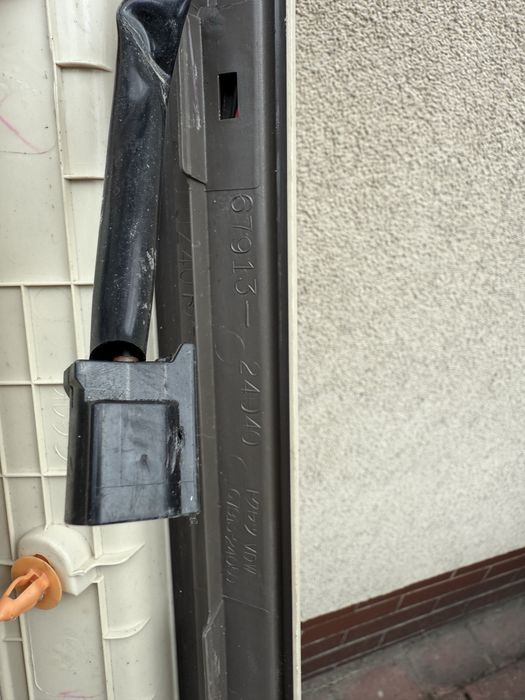 Lexus SC 430 lewa prawa listwa progowa podświetlana