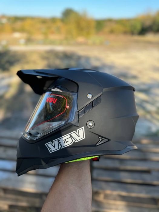 Кроссовый мото шлем VGV размер М