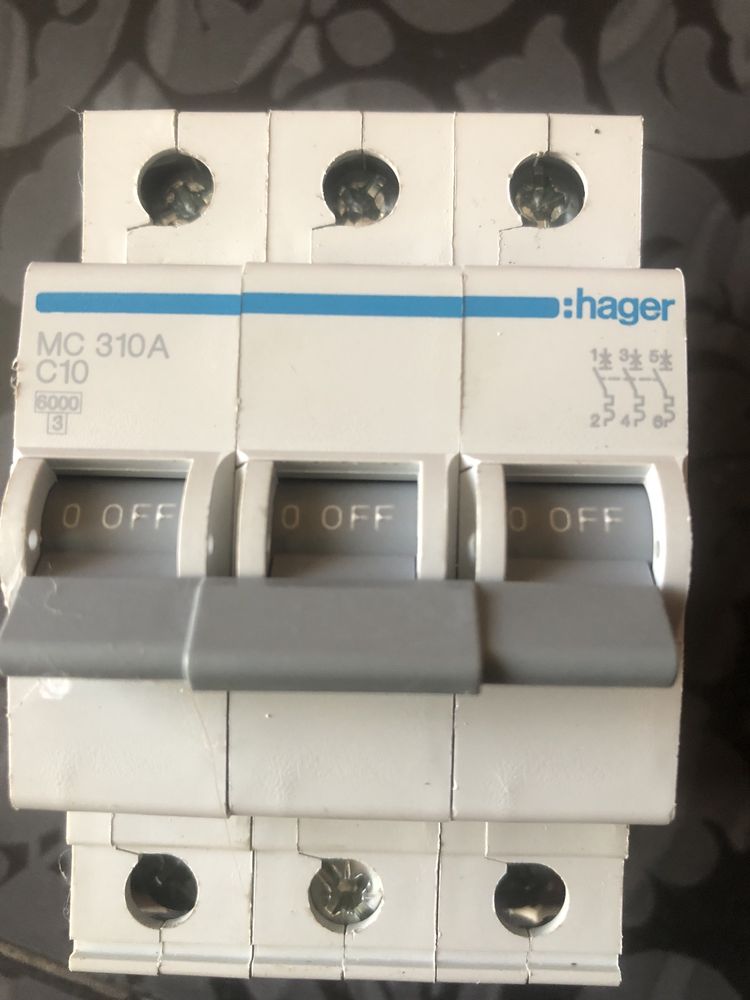 Автоматический выключатель Hager MC 310А