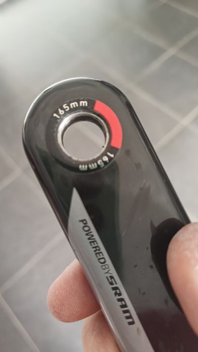 Pedaleiro Quark carbono 165mm com potênciometro