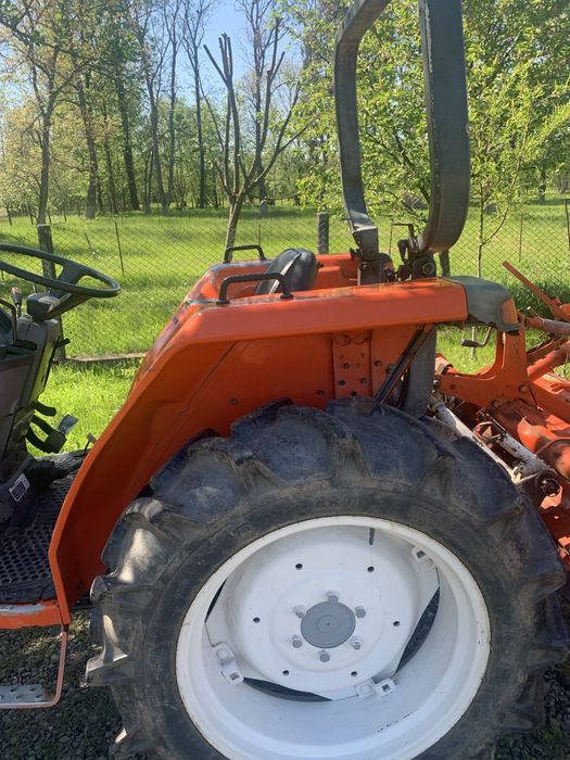 Продам трактор CL-280