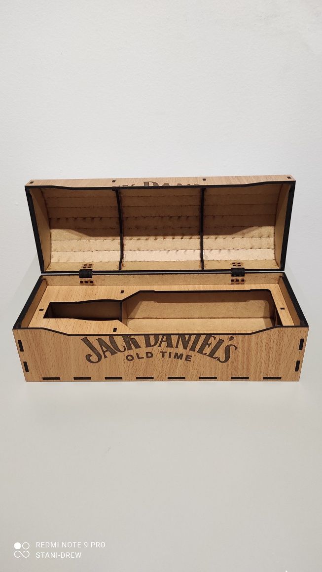 Skrzynka opakowanie na whisky Jack Daniels grawer