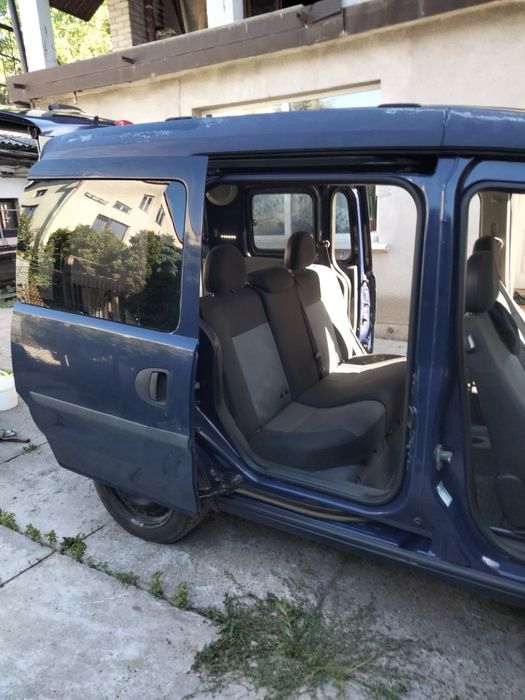 Опель комбо Opel