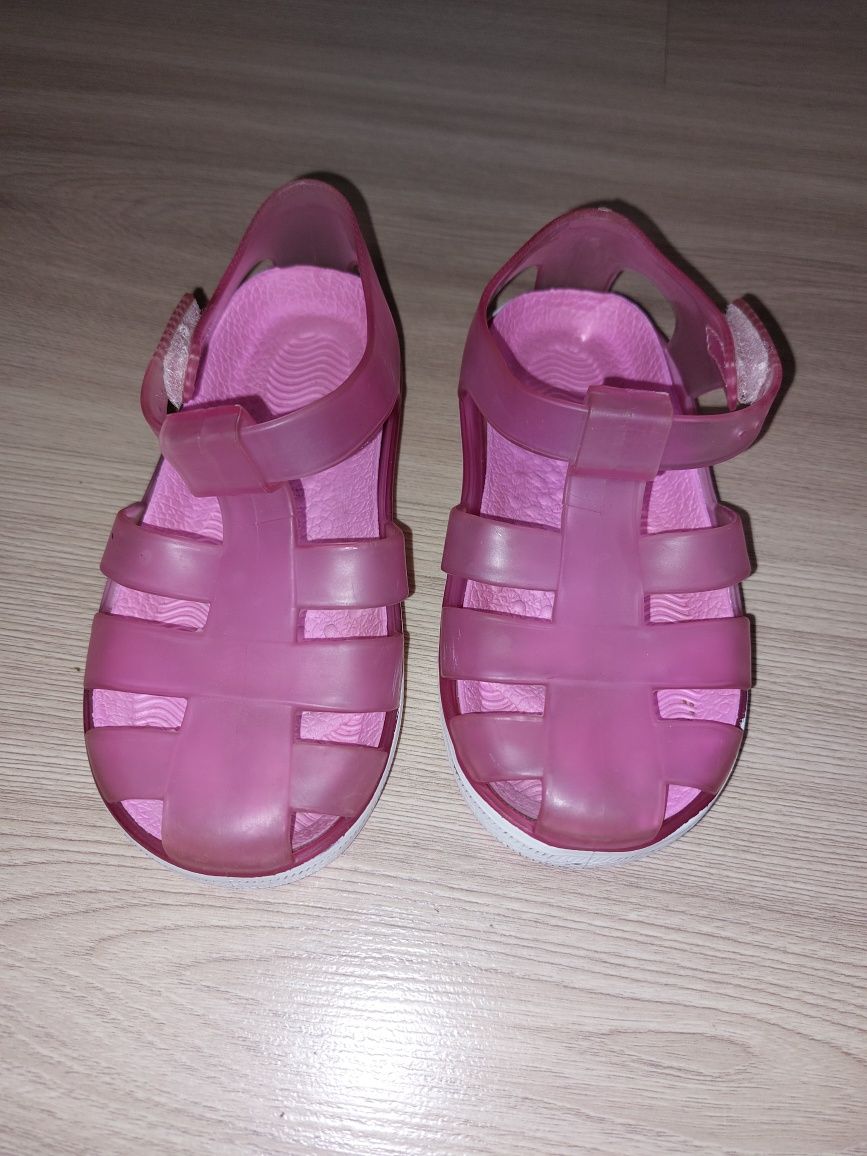 Sandały plastikowe gumowe różowe rozmiar 24 wkładka 14 cm
