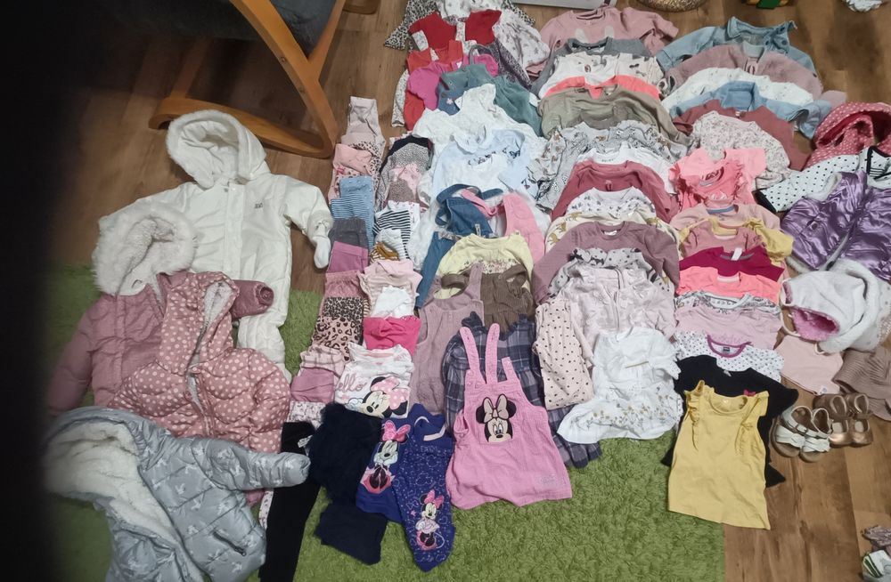 Zestaw ponad 100 szt paka ubrań dziewczynka 6-12 m