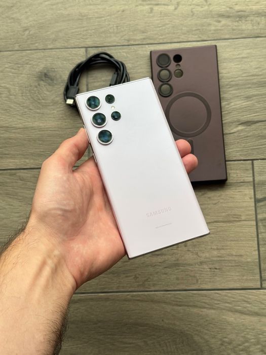 Продам Samsung S23 Ultra 8/256GB Lavender