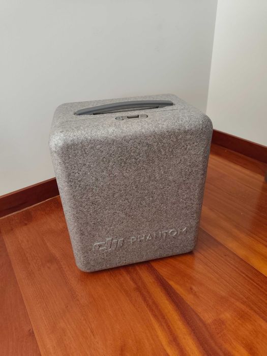 Mochila e caixa para drone DJI Phantom 4