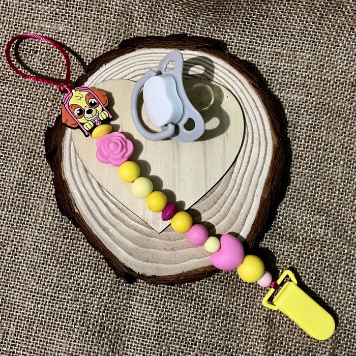 Prende chupetas de silicone