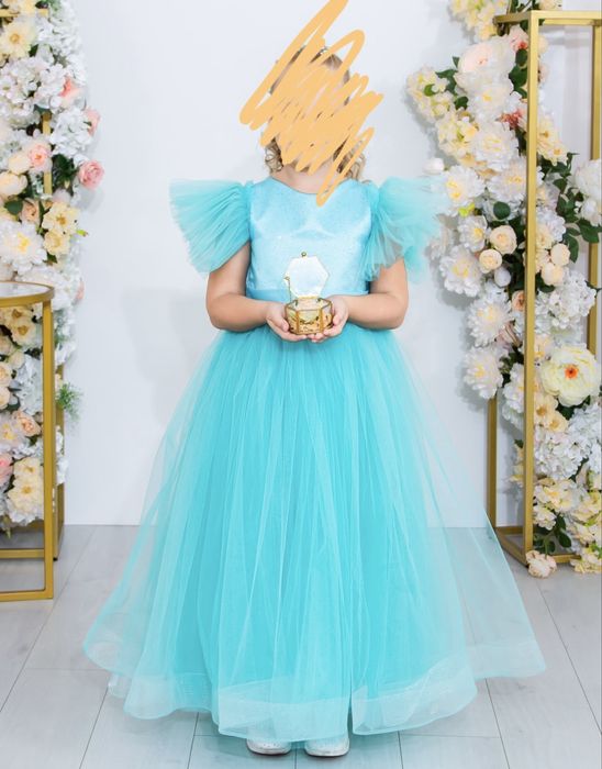 Святокова сукня для дівчинки