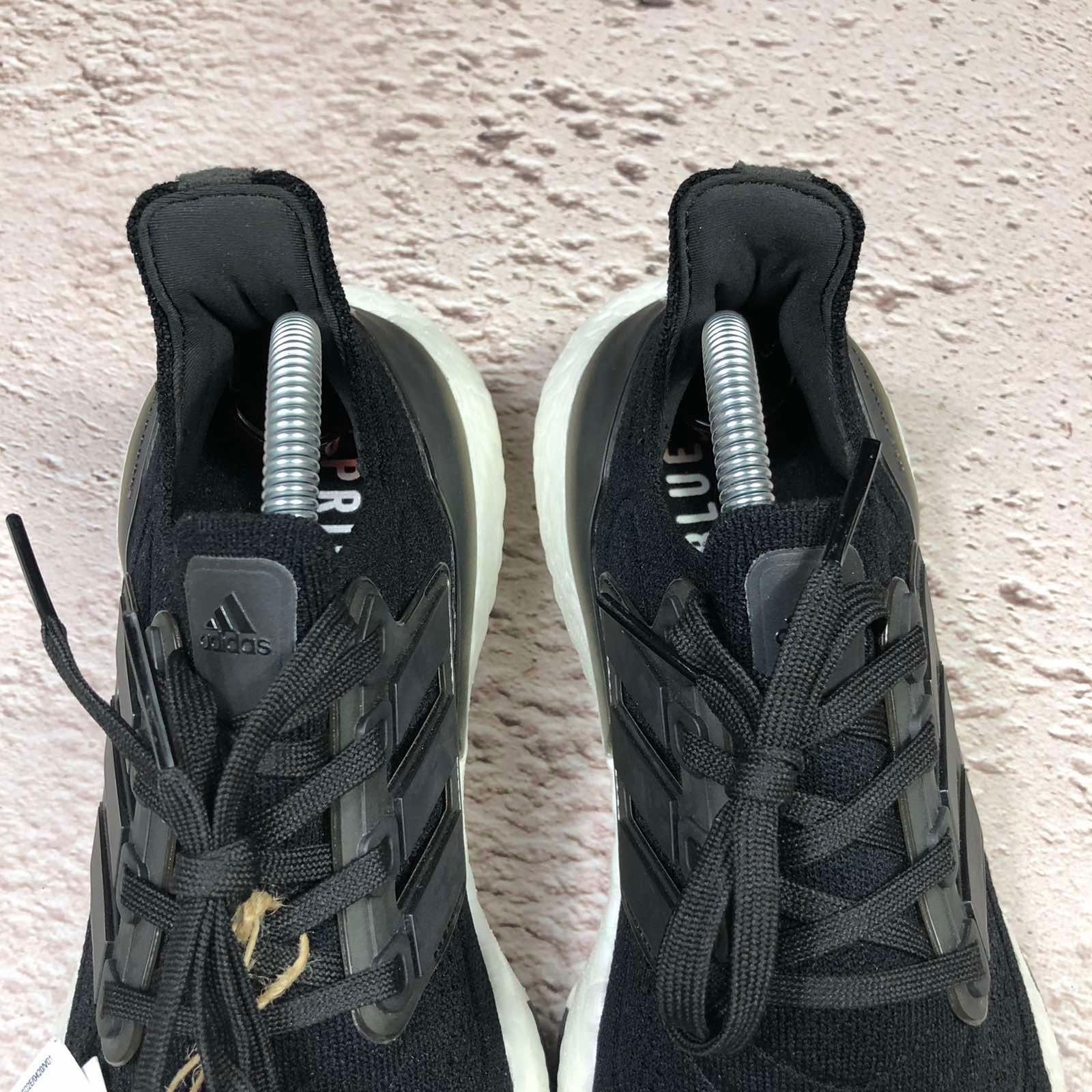 нові! оригінал adidas ultraboost 21 кросівки HQ6339