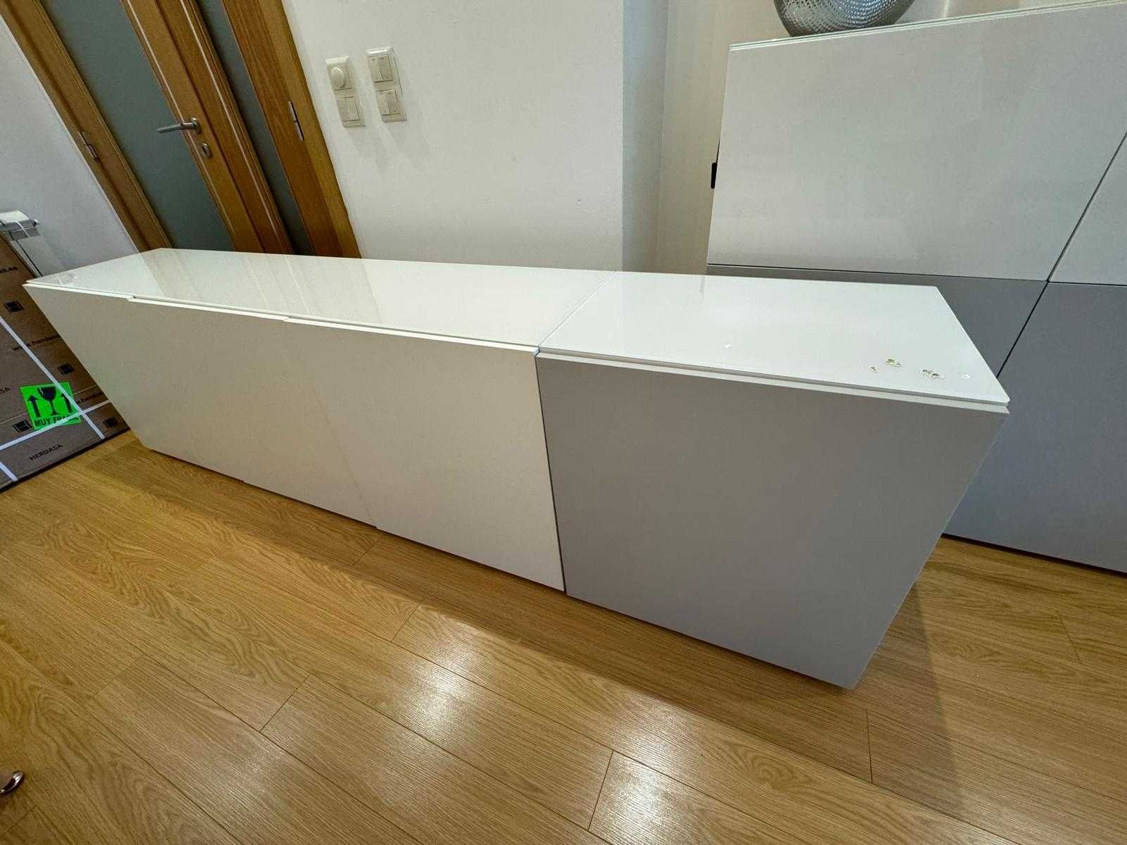 Móveis de Sala - IKEA BESTA