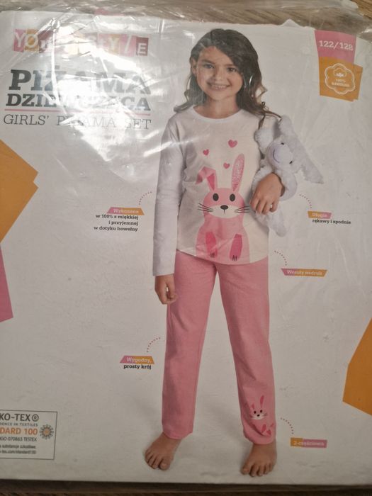 Piżama 122/128 króliczek nowa