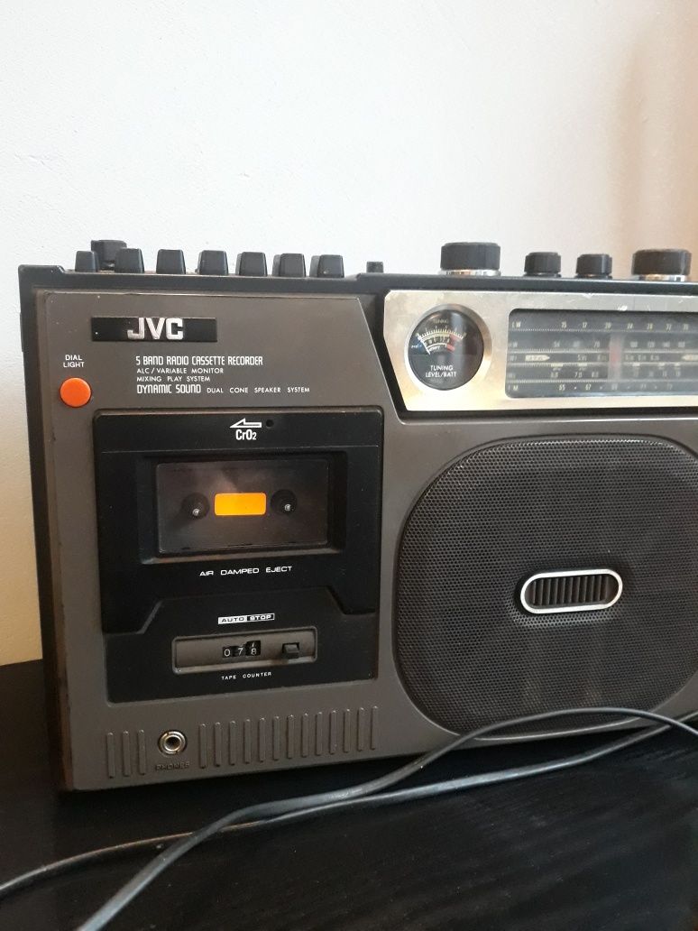 Sprzedam radiomagnetofon JVC