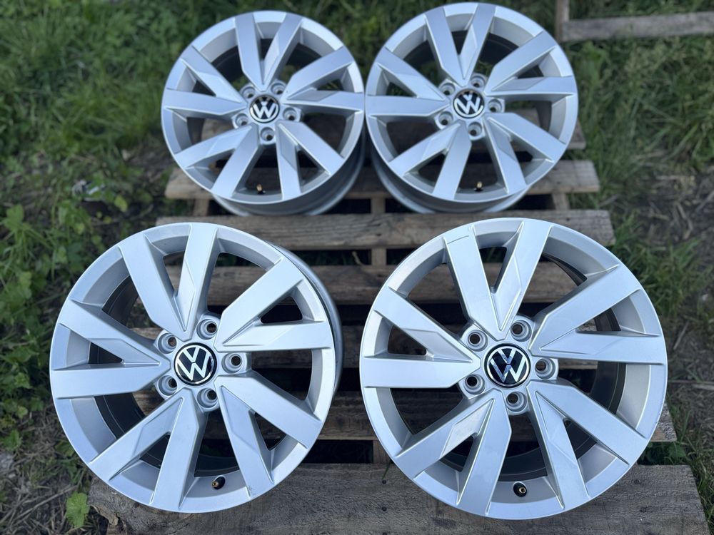 Нові оригінальні диски Volkswagen Passat B8