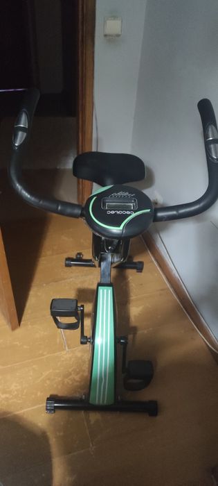 Bicicleta estática ( como nova )
