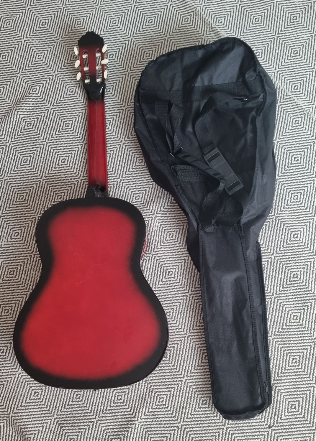 Guitarra MSA com saco