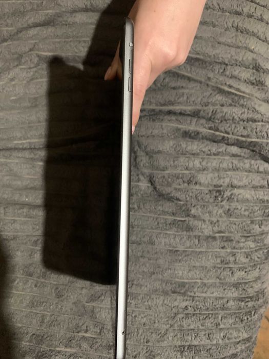 Ipad AIR 16gb LTE в хорошем состоянии