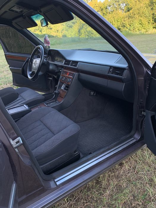 Продам Mersedes-Benz 124) 1995