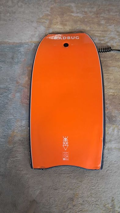 Bodyboard RADBUG 500 – para praticantes avançados (ondas até 1,50 m)