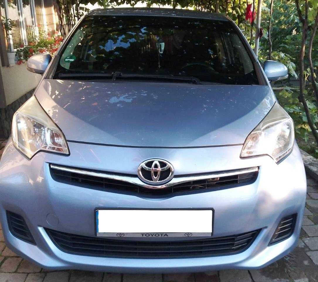 Продам Toyota Verso-s.