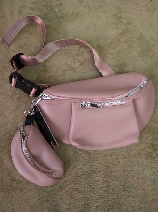 Сумка на пояс, бананка