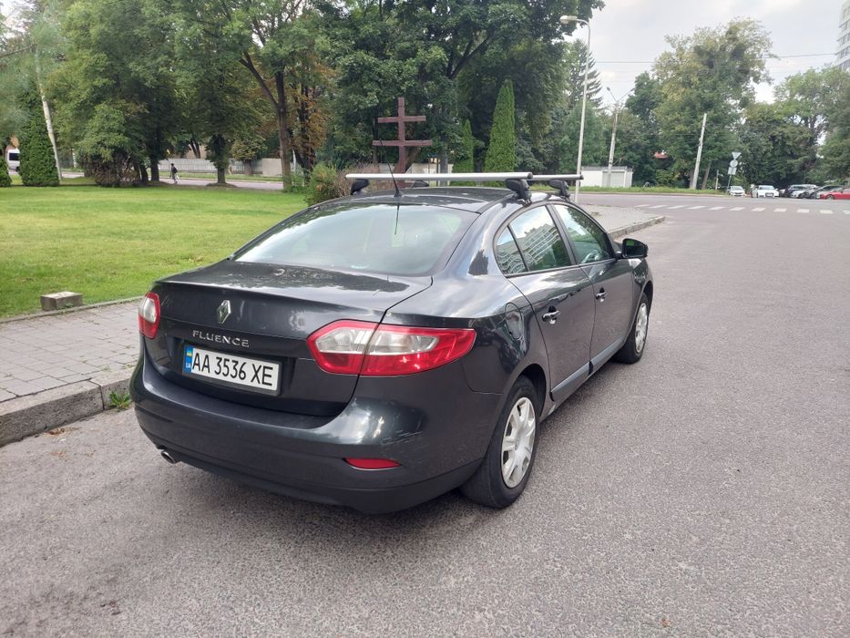 Рено Флюенс 2011р. 1.6 автомат, газ/бензин