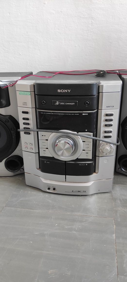 Sony, mniwierza!