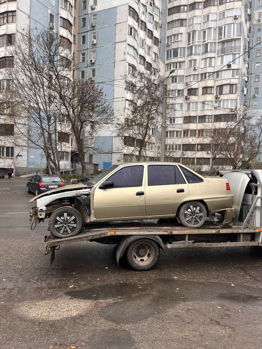 Део Нексия 2008год газ/бенз