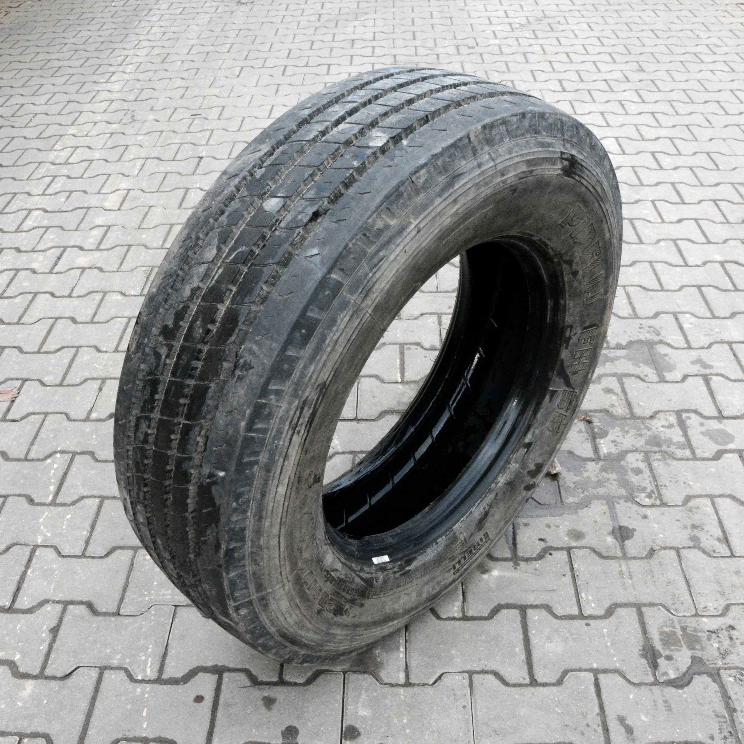 Opona Pirelli FH55 285/70 R19.5