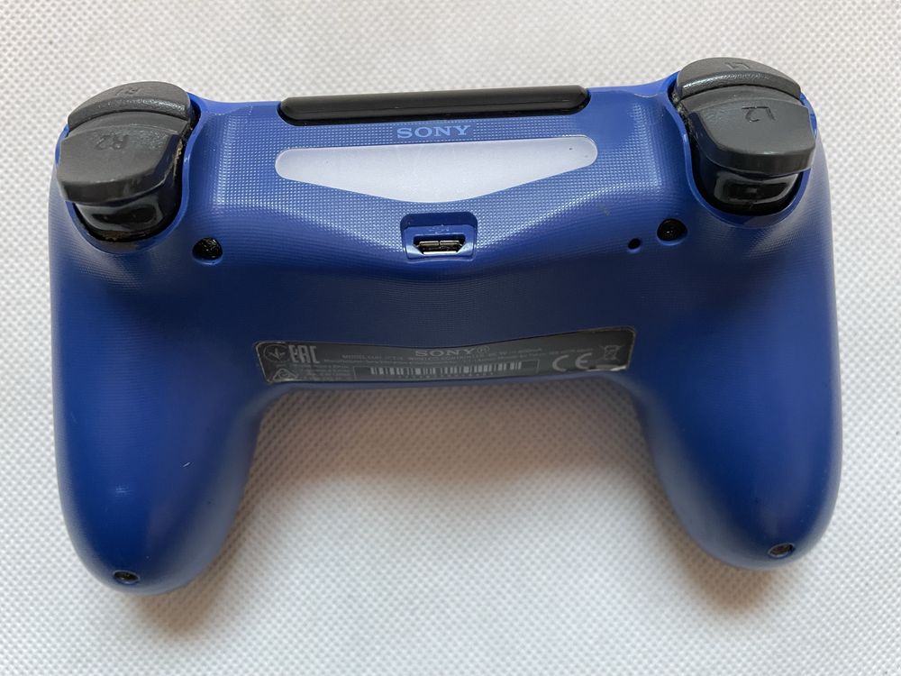 Oryginalny Pad Sony DualShock 4 FC Edition