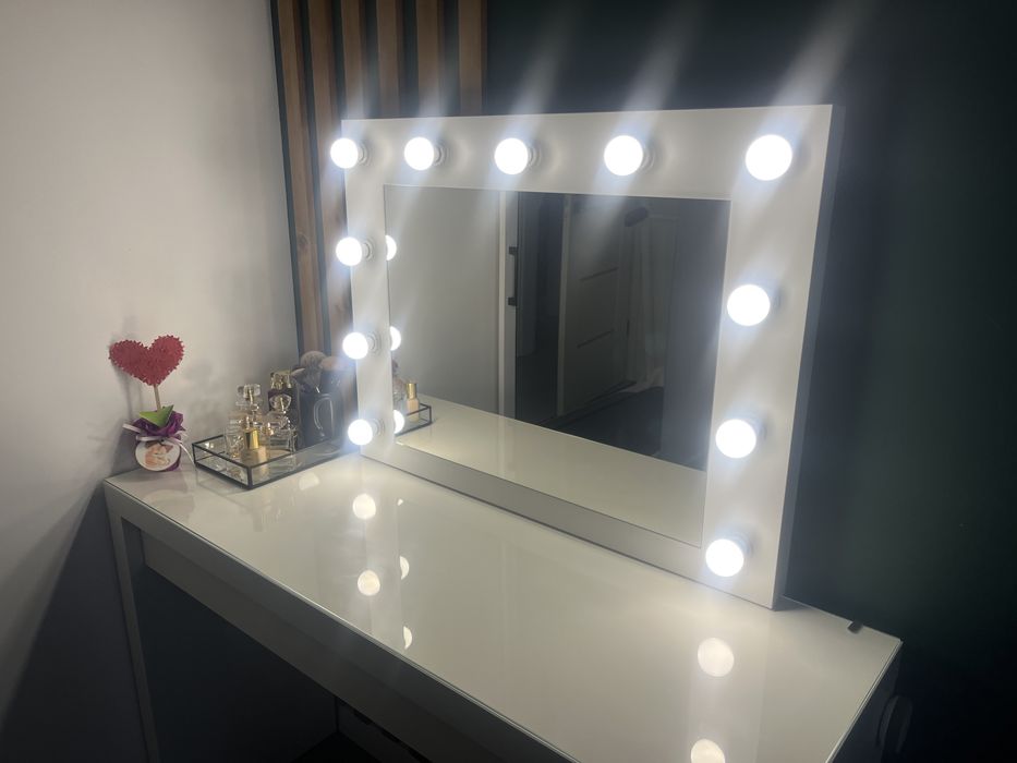Lustro led do toaletki
